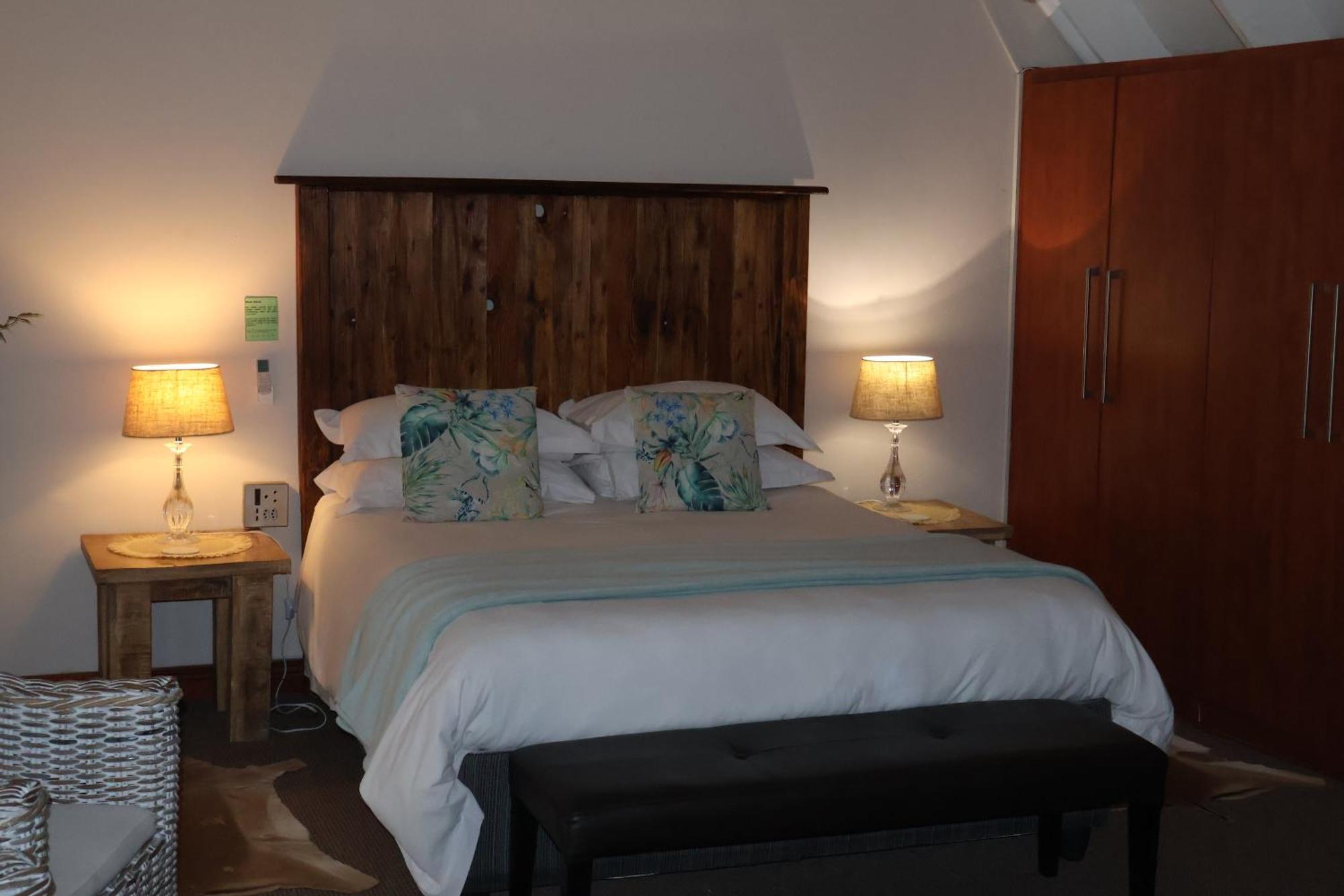 The Leopard Tree Bed & Breakfast โพเลอกวาเน ภายนอก รูปภาพ